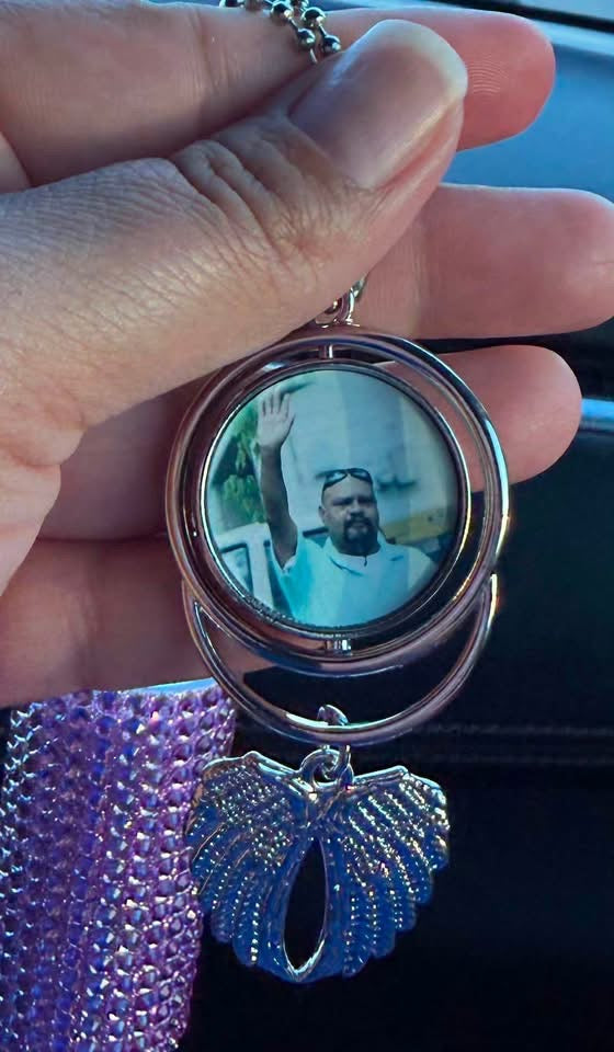 Reversible Keychain